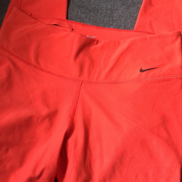 Nike comf sport set - Picture 3 of 8